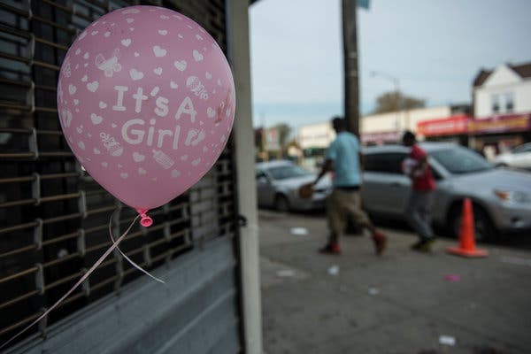 Three Are Struck by a Car in Queens, and One Dies - The New York Times